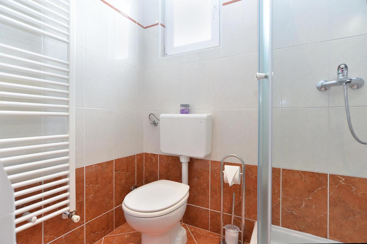 Apartment Snjezana 1064 Rovinj Bagian luar foto