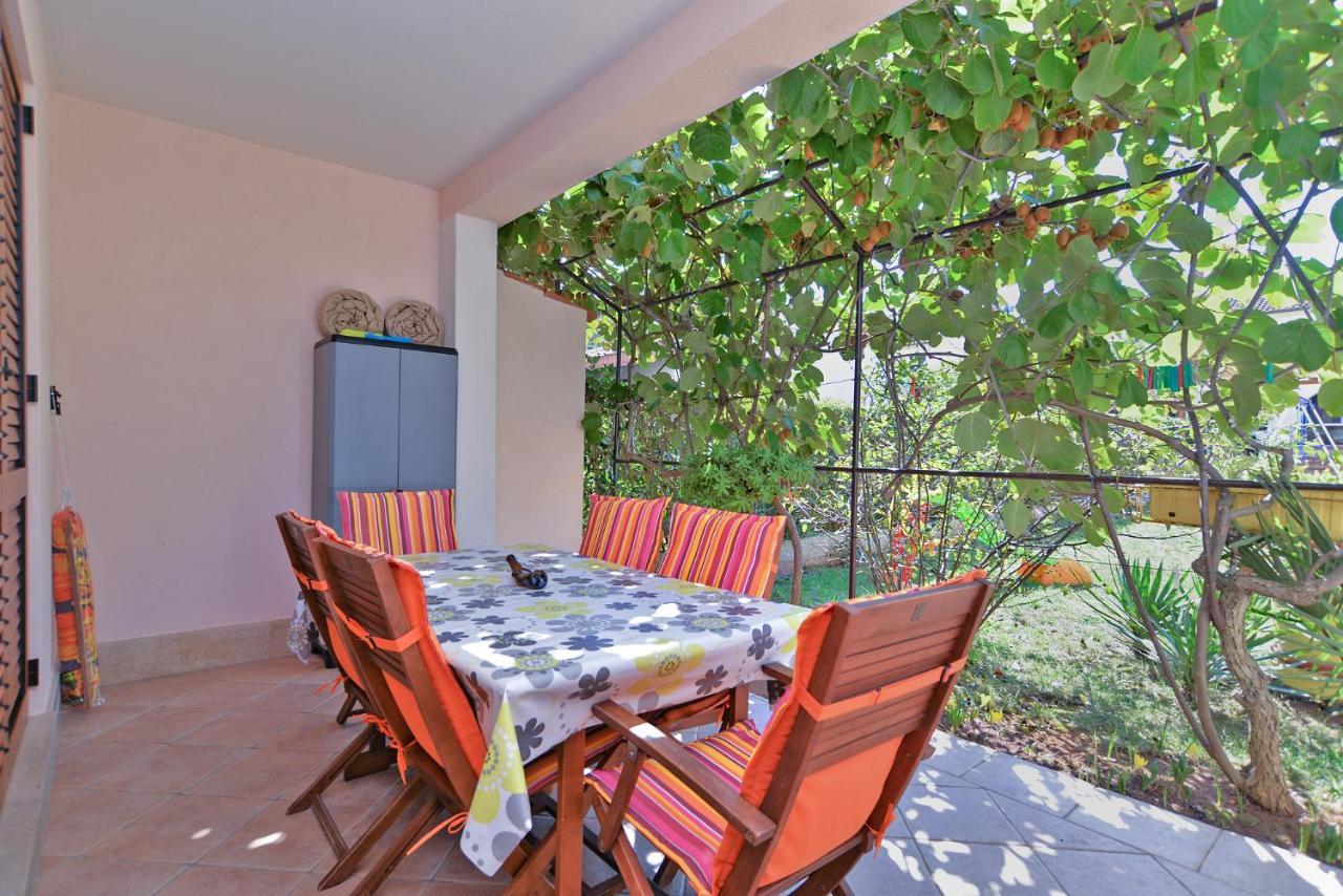 Apartment Snjezana 1064 Rovinj Bagian luar foto