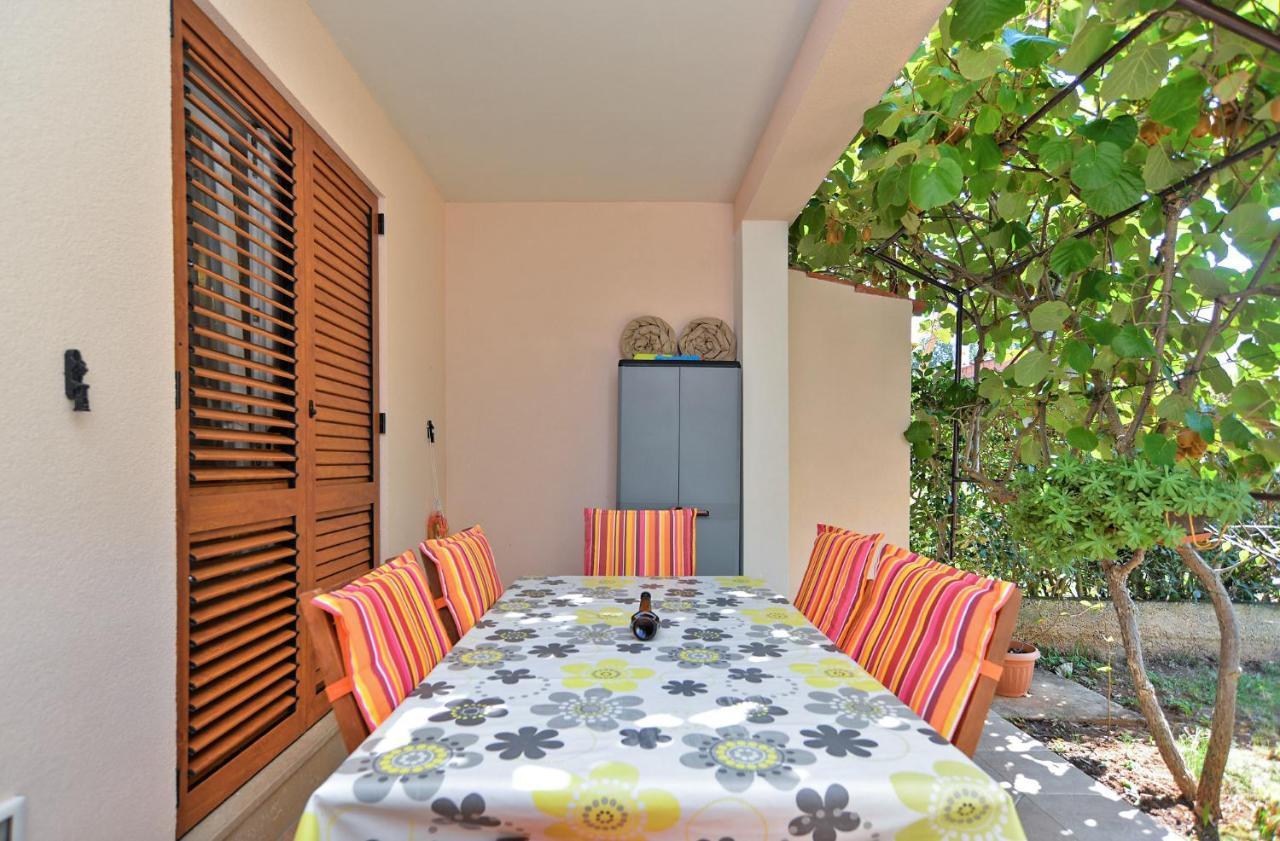 Apartment Snjezana 1064 Rovinj Bagian luar foto